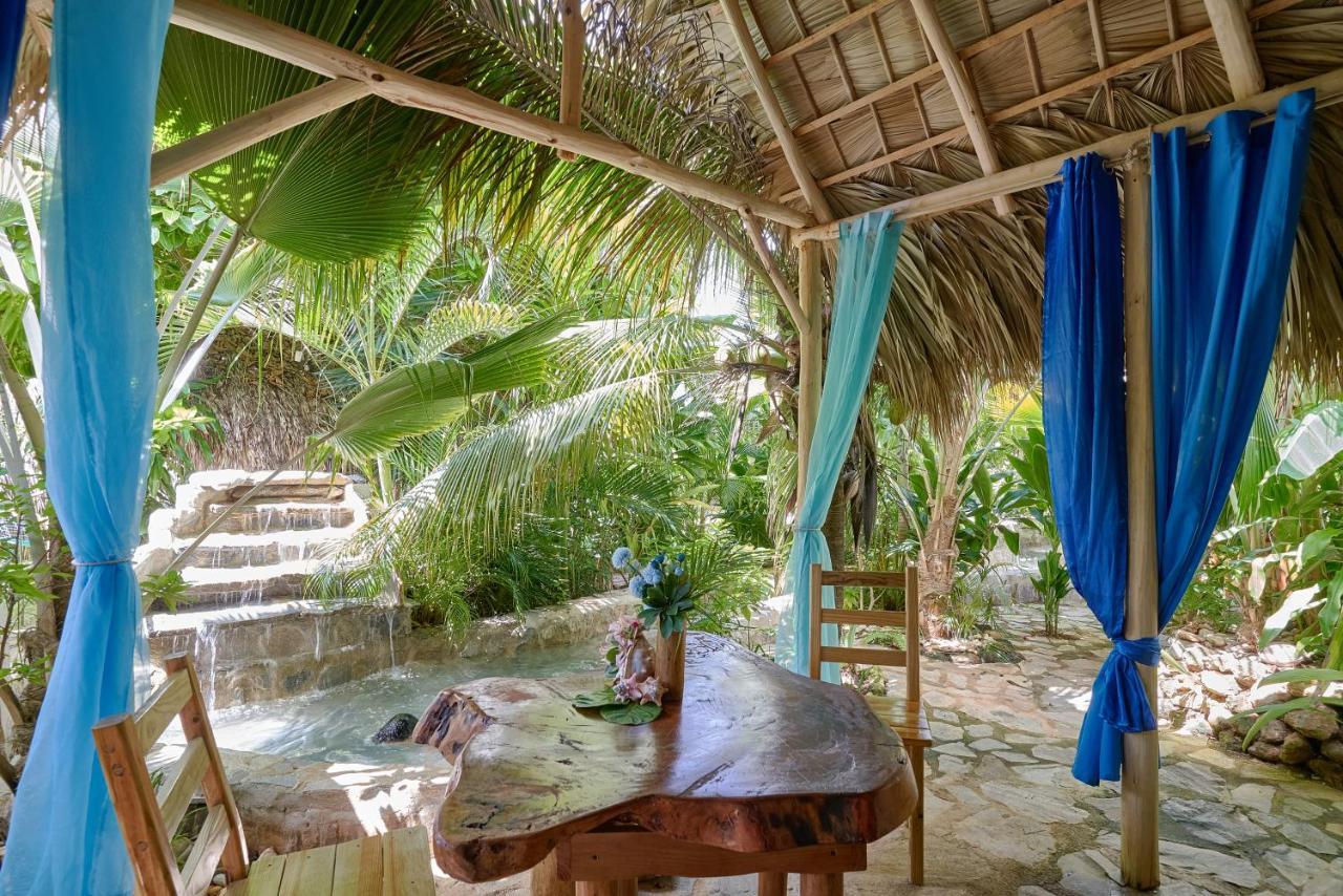 Chalet Tropical Hotel & Restaurant-Pizzeria Las Galeras Eksteriør bilde