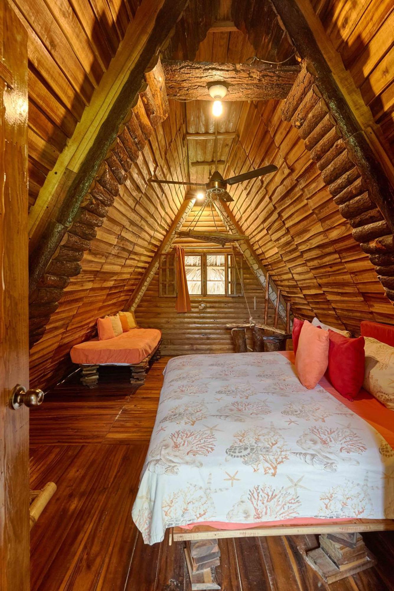 Chalet Tropical Hotel & Restaurant-Pizzeria Las Galeras Eksteriør bilde