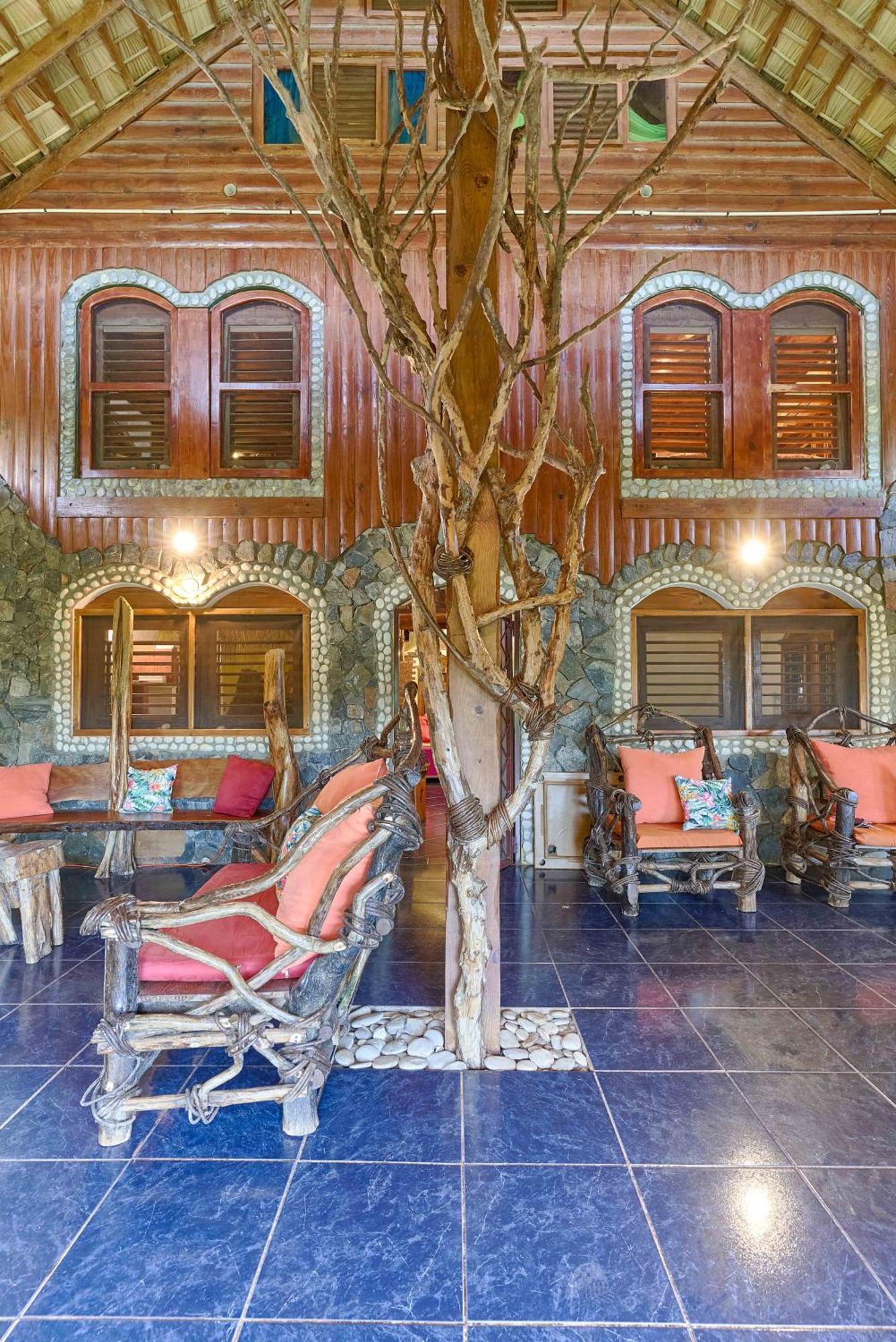 Chalet Tropical Hotel & Restaurant-Pizzeria Las Galeras Eksteriør bilde